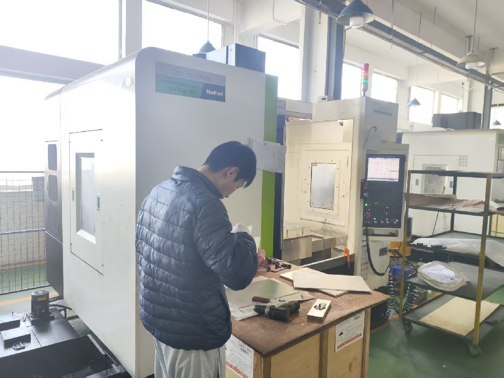 450 万人才缺口下，数控编程培训成就业捷径，青岛金铭全程护航！